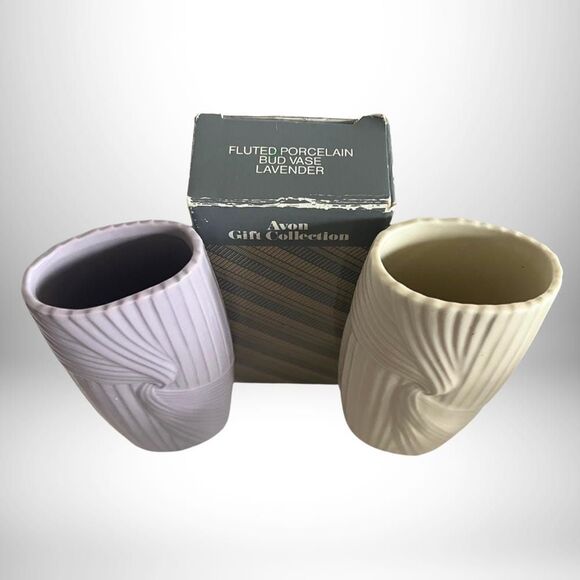 Vintage Fluted Porcelain Bud Vase - Lavender and Cream - Avon Stamped - Art Deco - Picture 2 of 4
